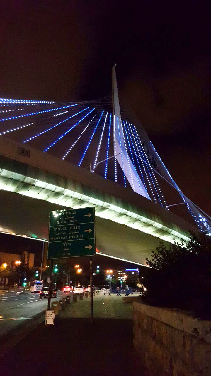 גשר המיתרים