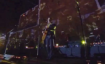 הביצוע המרגש של אביתר בנאי בירושלים • צפו