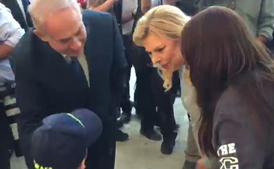 הילד המיוחד שחלם להגיע לישראל וזכה לשיחה עם נתניהו ורעייתו