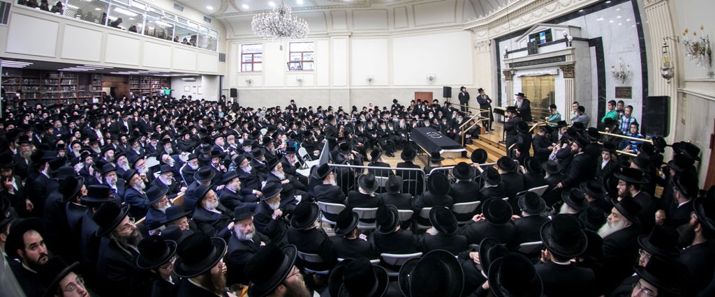 מסע הלווית הגאון רבי אפרים פישל הרשקוביץ זצ"ל