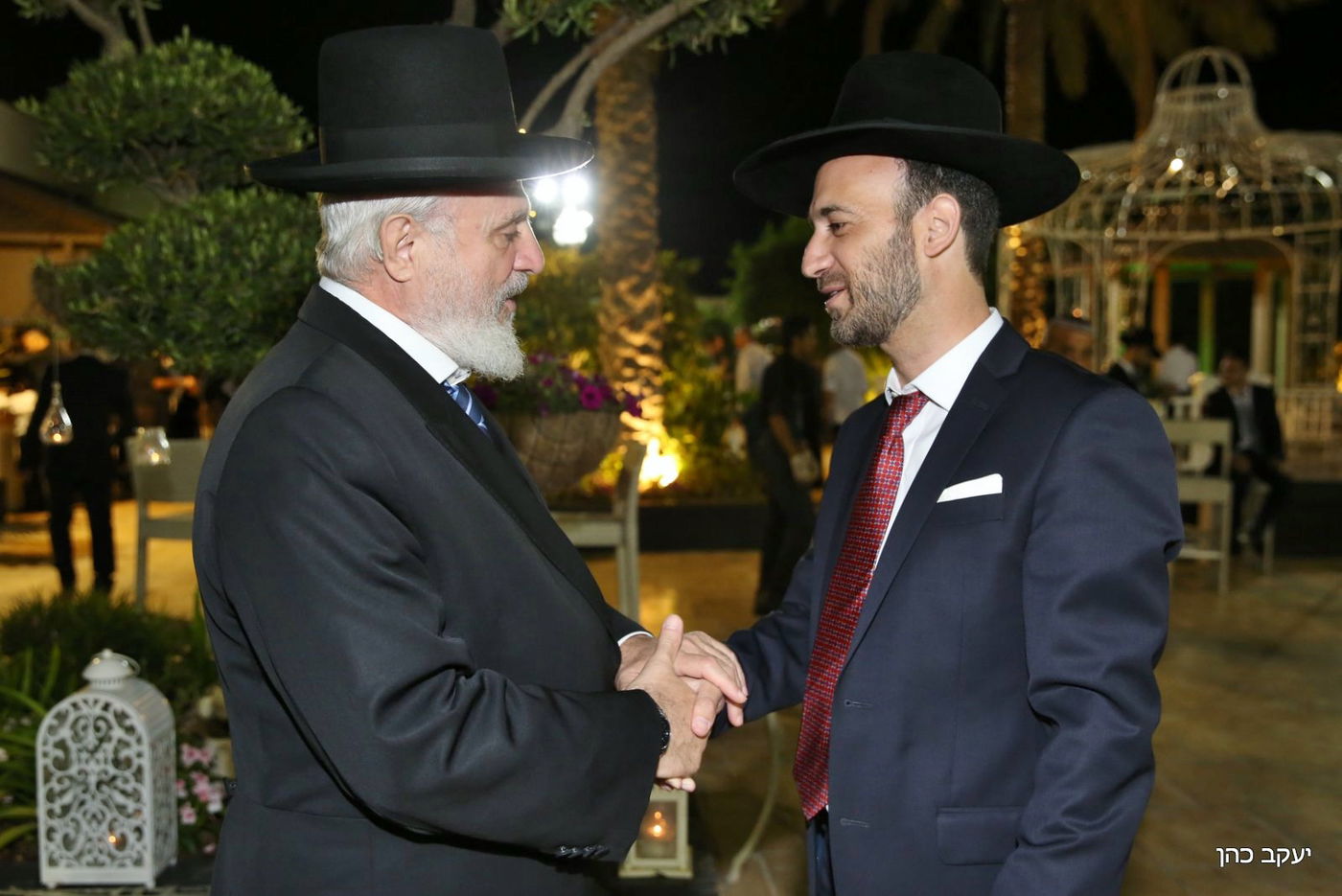 מקורבו של הראשל"צ בירמץ את בנו, כולם התייצבו