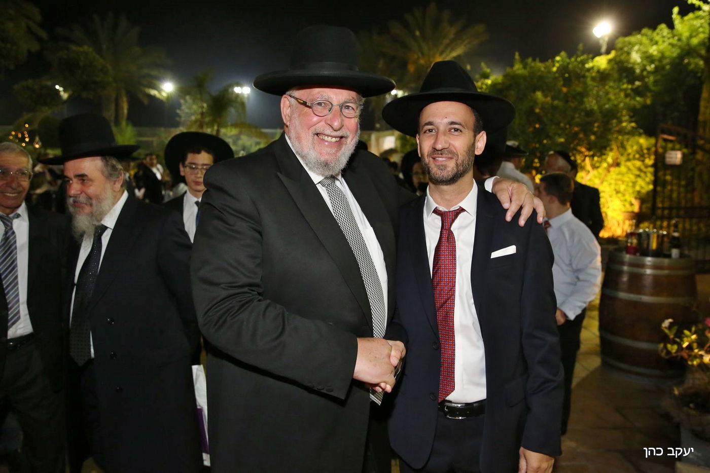 מקורבו של הראשל"צ בירמץ את בנו, כולם התייצבו