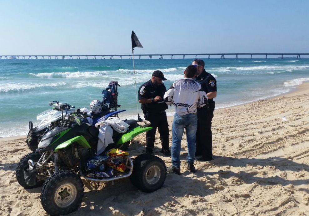 אכיפה בחופי הים