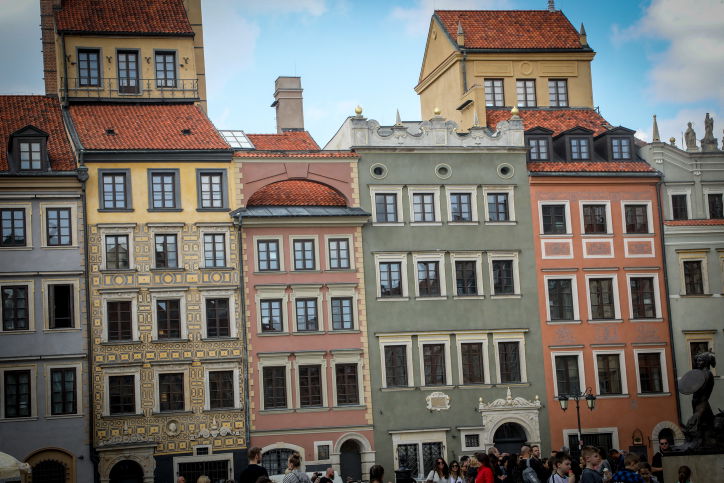 דם, אש ותמרות עשן - פולין בעדשת מצלמה