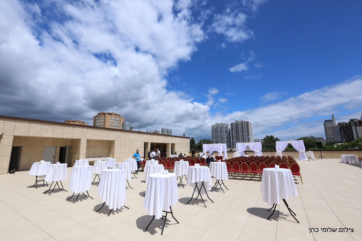 באירוע אחד: חופה כדת וכדין לשלושה זוגות מתקרבים