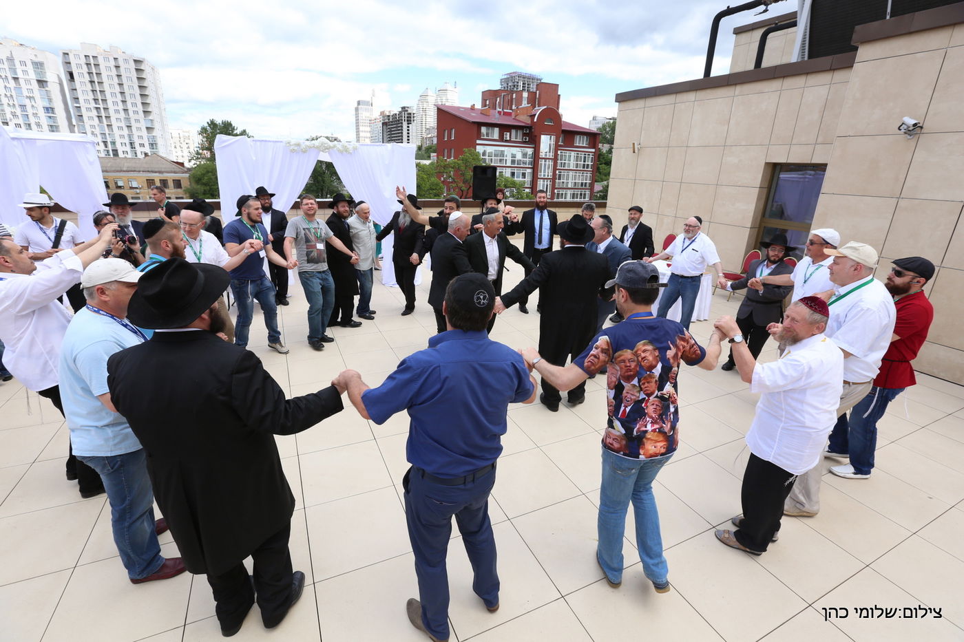 באירוע אחד: חופה כדת וכדין לשלושה זוגות מתקרבים