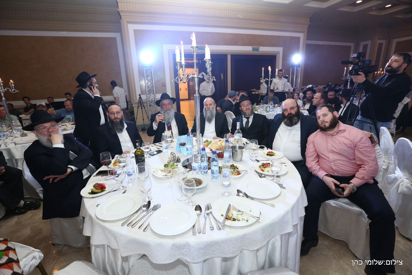 באירוע אחד: חופה כדת וכדין לשלושה זוגות מתקרבים