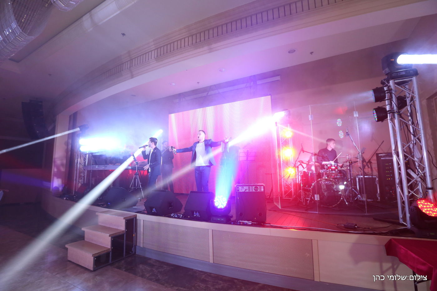 באירוע אחד: חופה כדת וכדין לשלושה זוגות מתקרבים