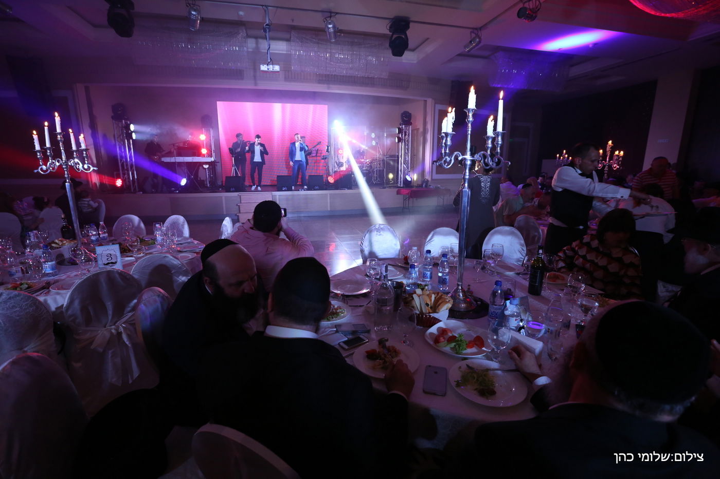 באירוע אחד: חופה כדת וכדין לשלושה זוגות מתקרבים