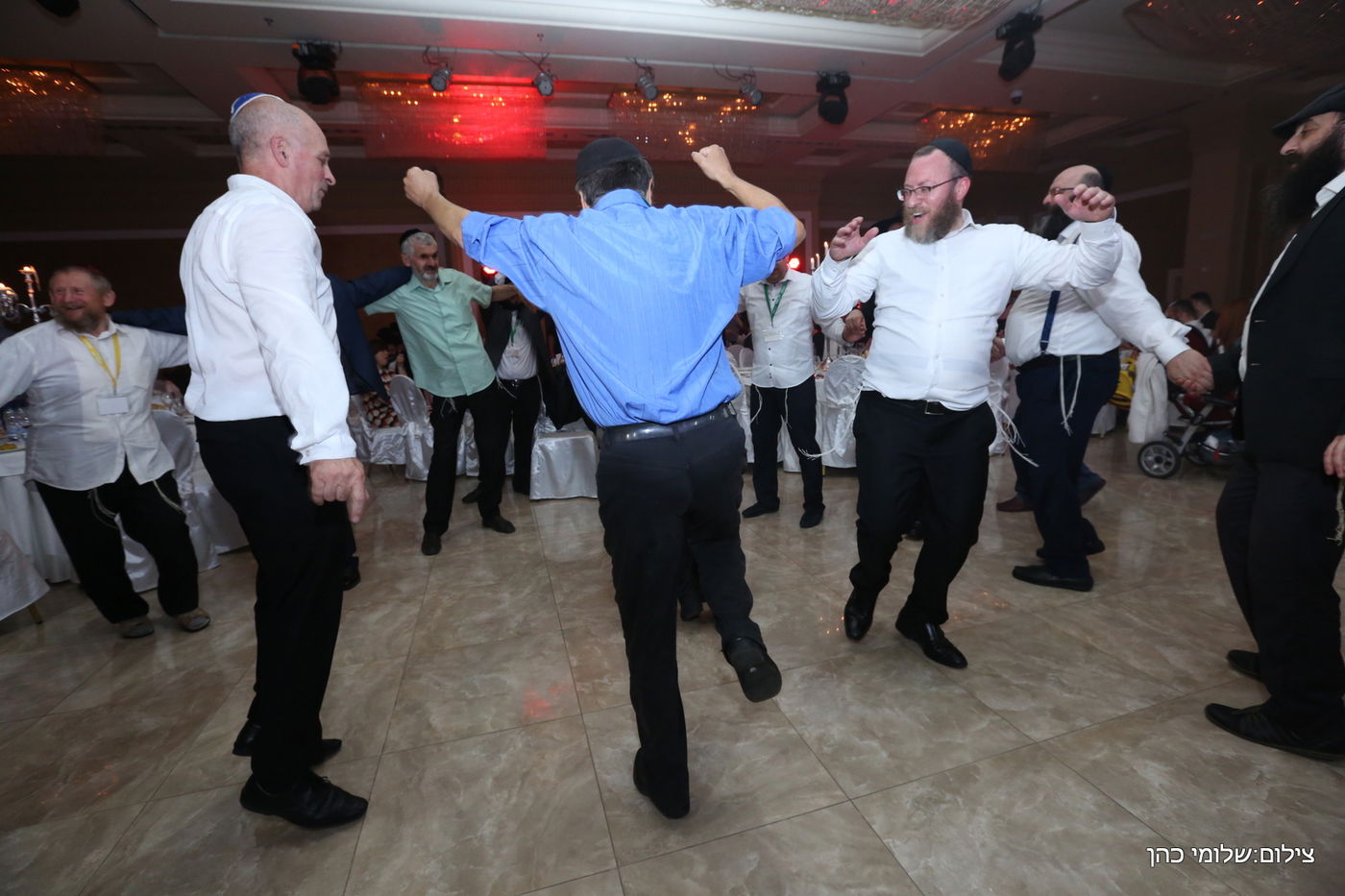 באירוע אחד: חופה כדת וכדין לשלושה זוגות מתקרבים