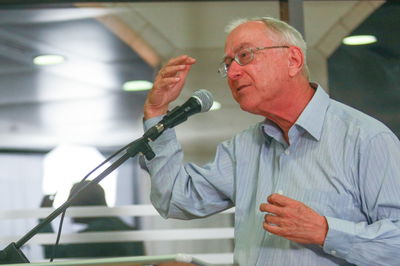 כשר. יוצא למתקפה