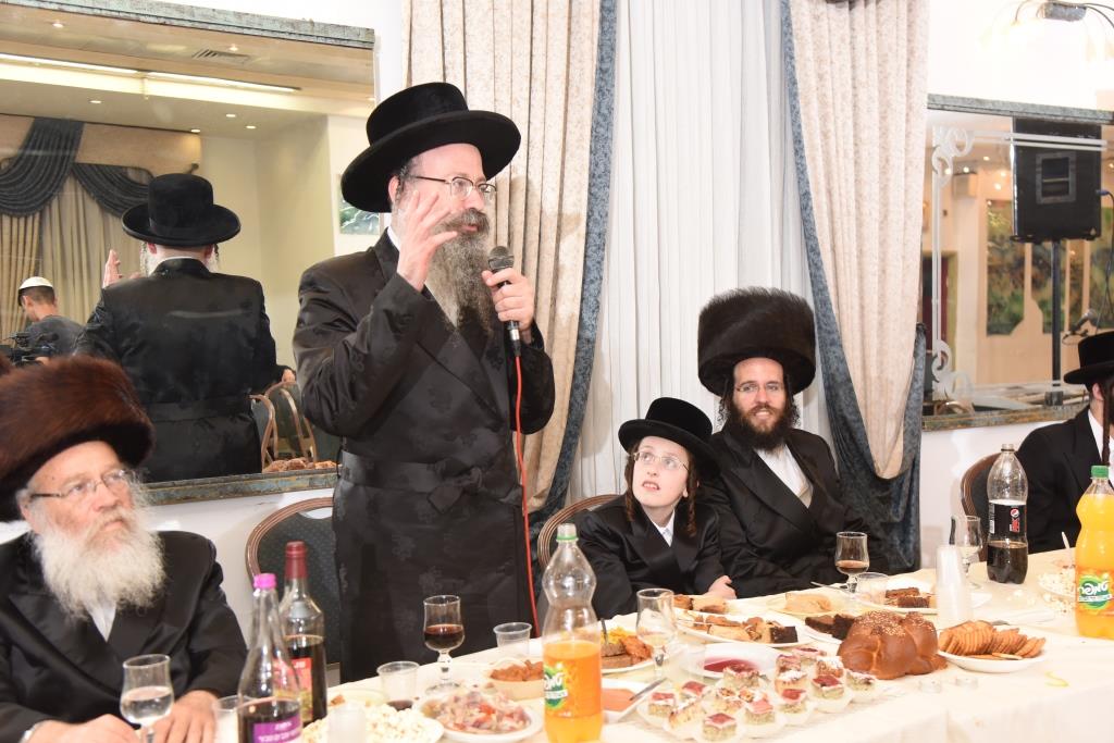 העסקן של חסידות צאנז יוסי יעקובוביץ בירמץ בן. צפו בגלריה