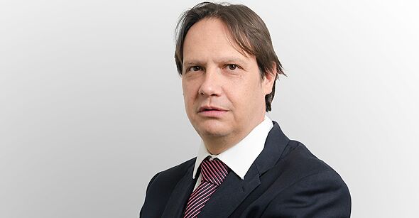 עו"ד רועי קורץ