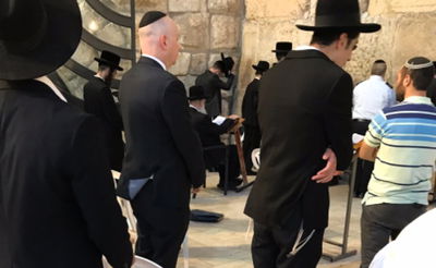 ג'ייסון גרינבלט התפלל בכותל: "שהאלימות תסתיים"