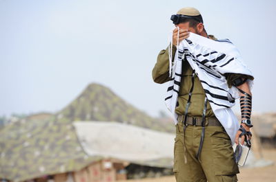 לחן תפילה מרגש של יוסי עלוש לשלום החייילים