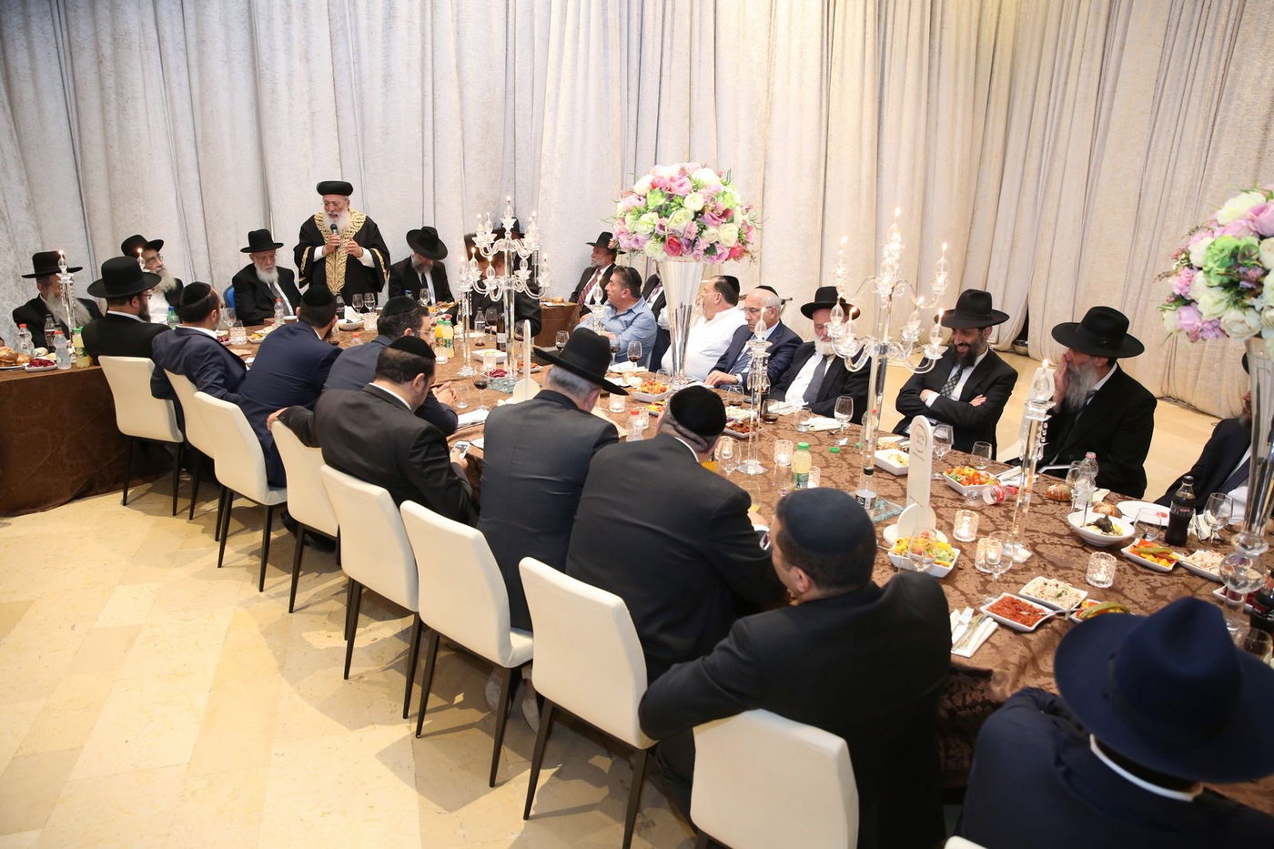 במעמד רבנים: הושק ספרו החדש של נשיא המועצת הגר"ש כהן • צפו