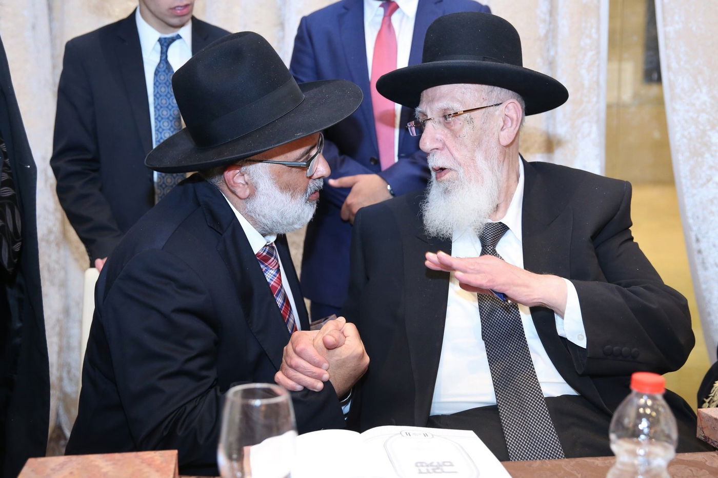 במעמד רבנים: הושק ספרו החדש של נשיא המועצת הגר"ש כהן • צפו