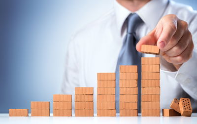 קורס ניהול עסקי בכיר. אילוסטרציה