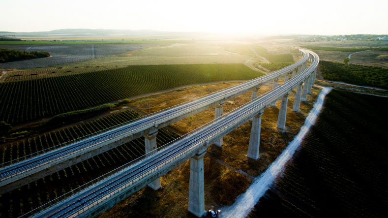 סיור מצולם:  לטרון, גשרי הרכבת  ומיני ישראל