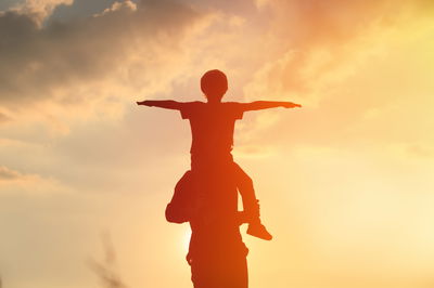 רישיון הורות // הרב אברהם ברודיאנסקי