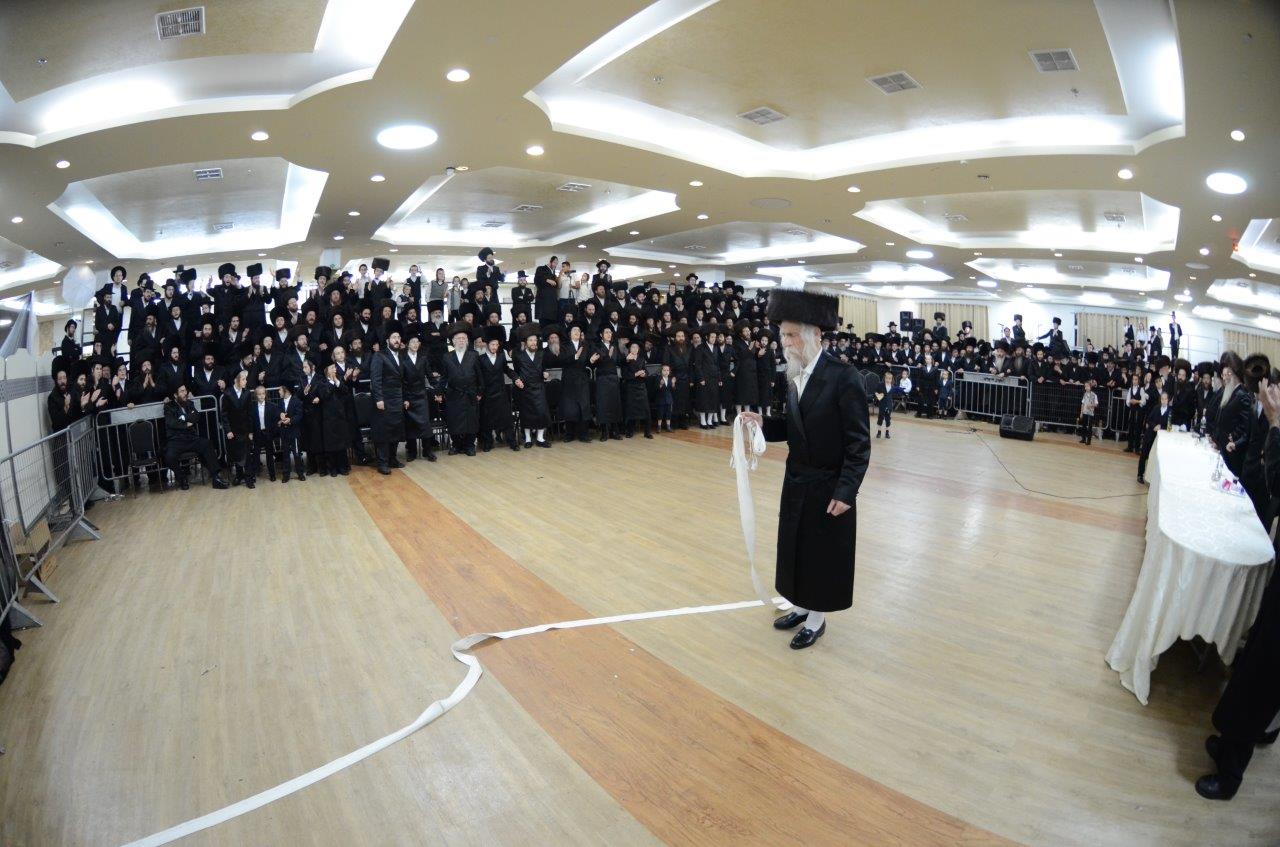 גלריה • חתונת בתו של האדמו"ר מסטריקוב