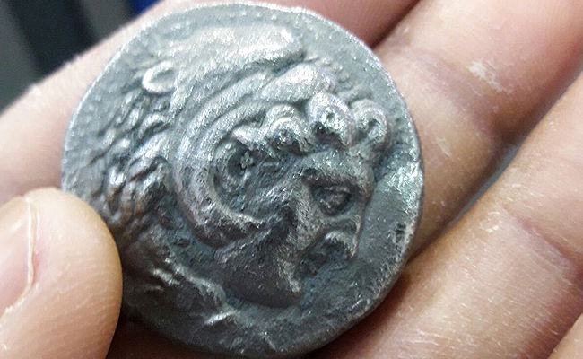 המטבע העתיק