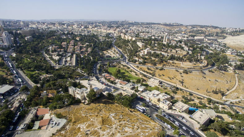 ירושלים, תל אביב ו...מודיעין עילית מהאוויר