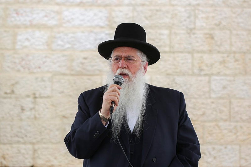 סגן שר החינוך מאיר פרוש. ארכיון