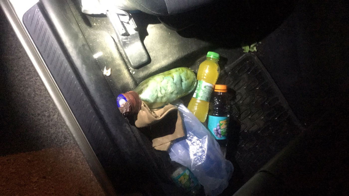 פורעים נעצרו כשברכבם בקבוק תבערה מוכן