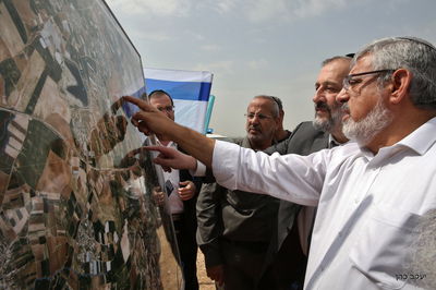 אריה דרעי בסיור עבודה בשפיר