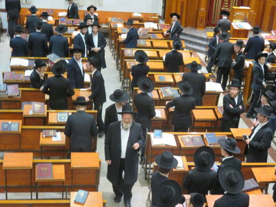 סוער בישיבת כנסת יצחק קריית ספר: הגר"י ארנברג חזר