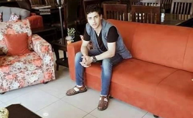 הצעיר שניסה לדקור - ונורה למוות