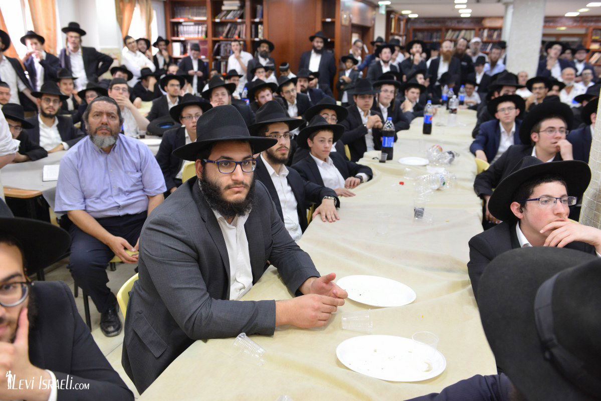 סיים את הש"ס עם סיום הישיבה קטנה • צפו