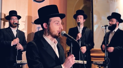 "לדוד מזמור" - שלום למר ומקהלת 'שירה'