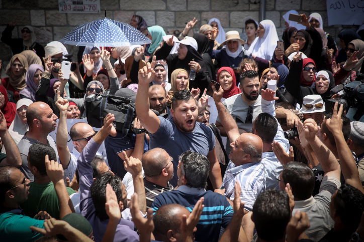 המוסלמים נערכים לכניסה חגיגית להר הבית בשעה 16:00