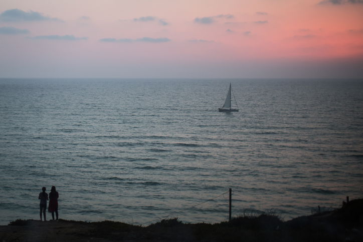 חוף הים בהרצליה