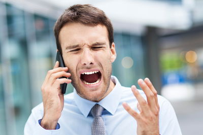 כמה זה. השוואת מחירי סלולר. אילוסטרציה