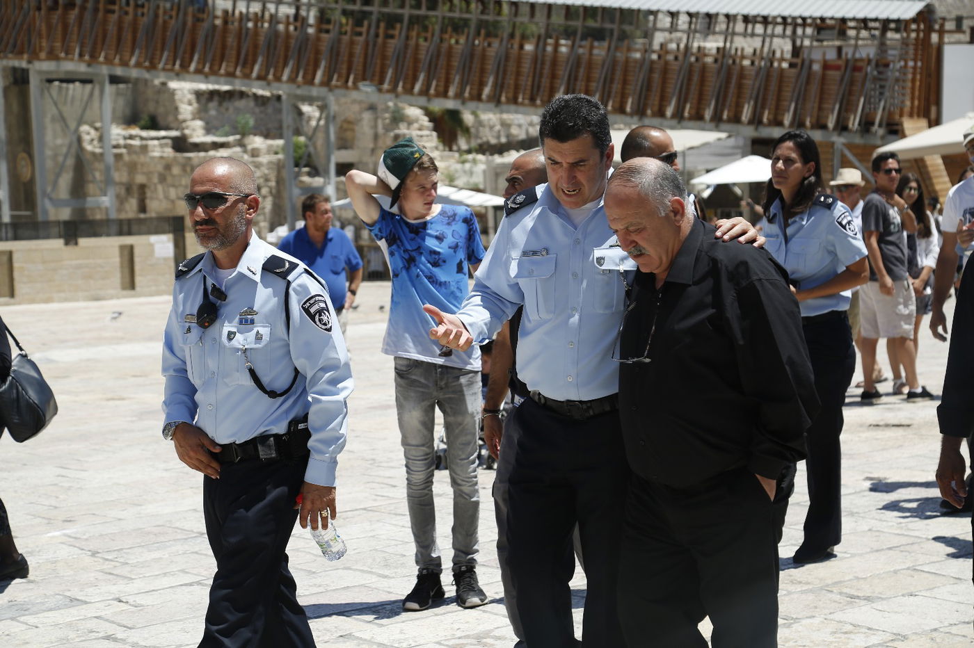 מפקדי המשטרה נפגשו עם האבות השכולים בכותל המערבי