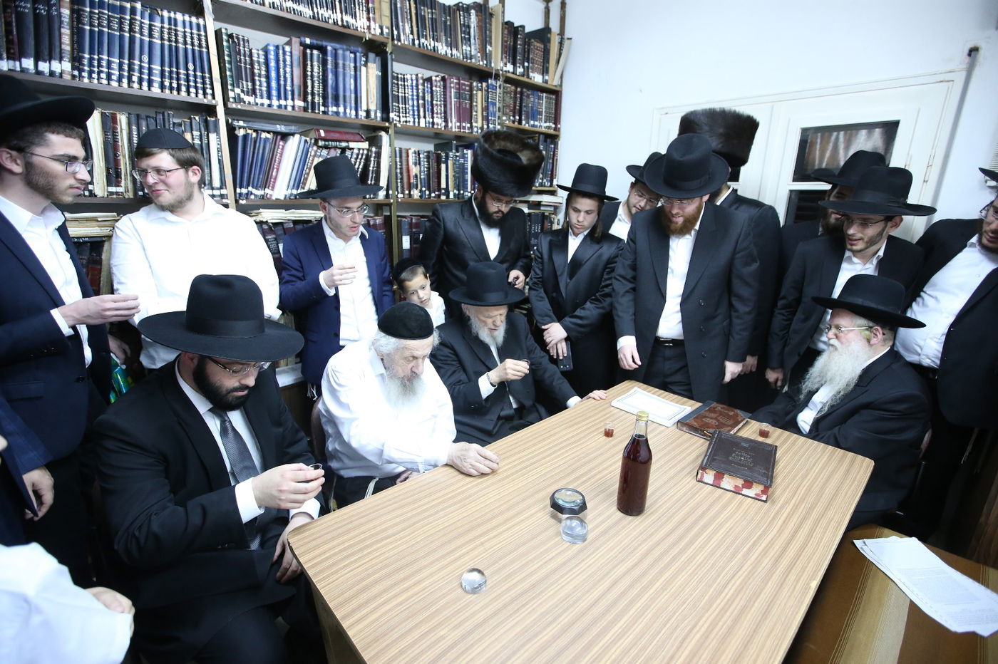 "שיעור כללי" בסניף החדש של "מגדל עוז" בבני ברק