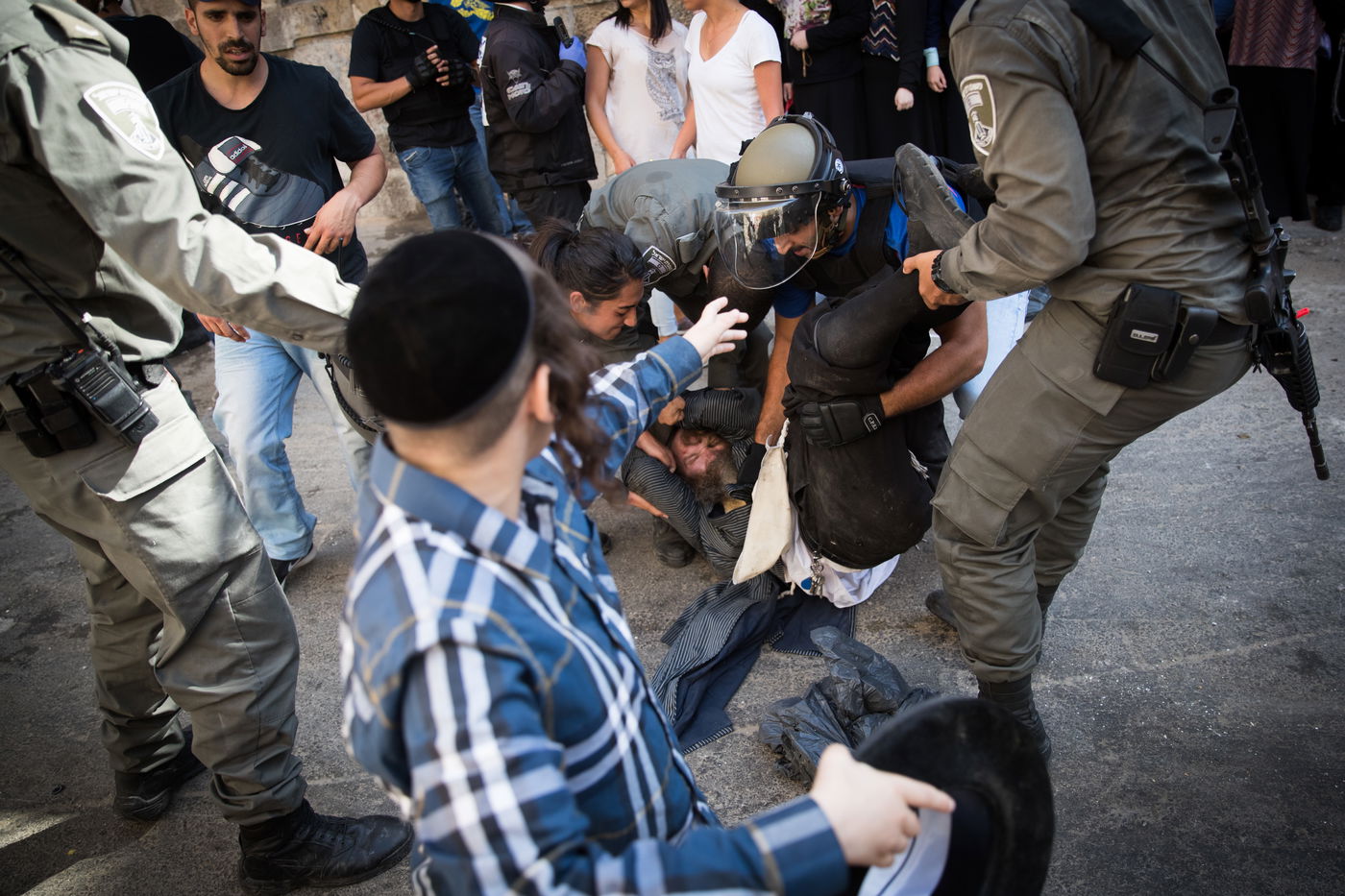 דגלי פלסטין ואלימות • תיעוד ממאה שערים