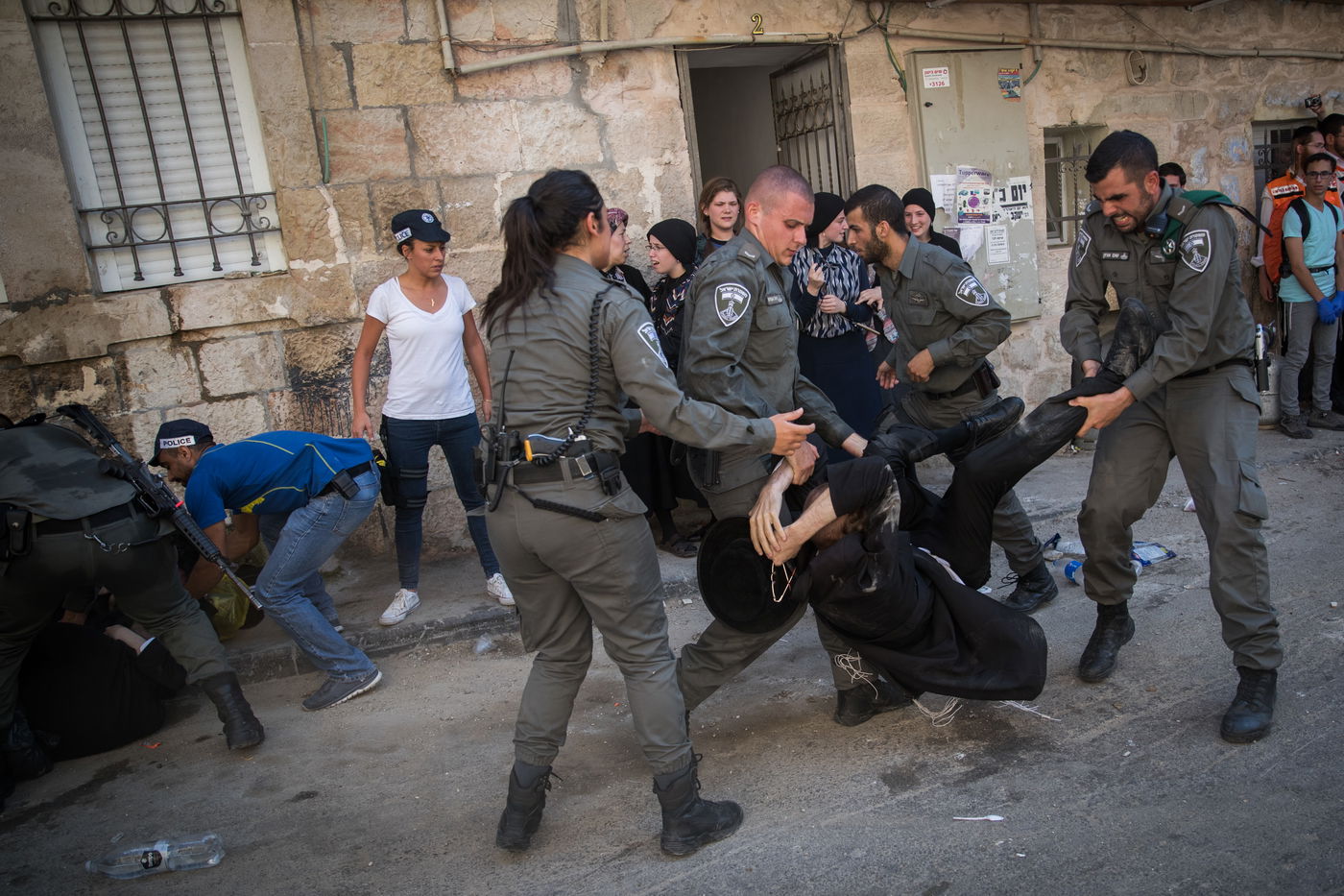 דגלי פלסטין ואלימות • תיעוד ממאה שערים