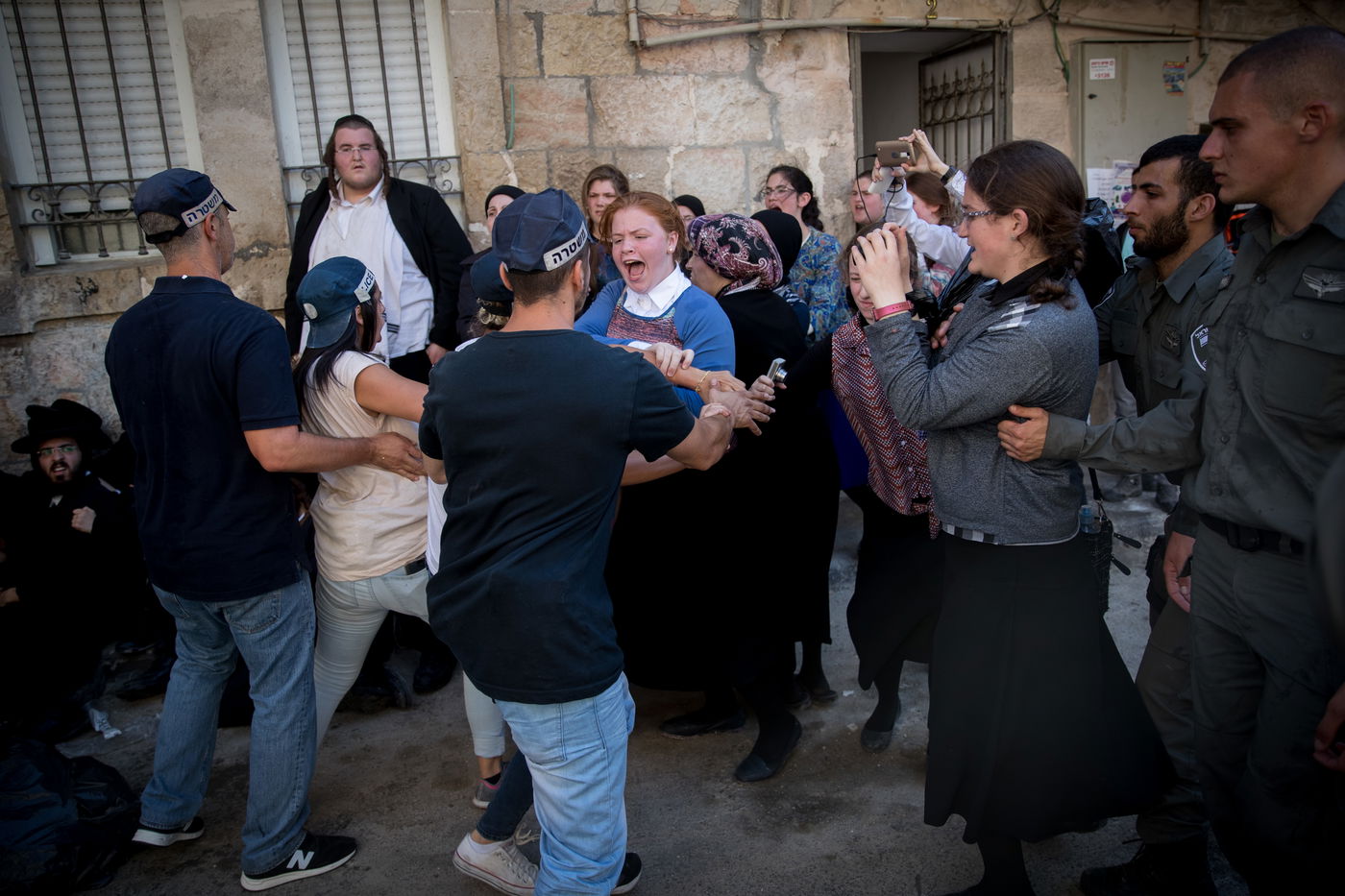 דגלי פלסטין ואלימות • תיעוד ממאה שערים