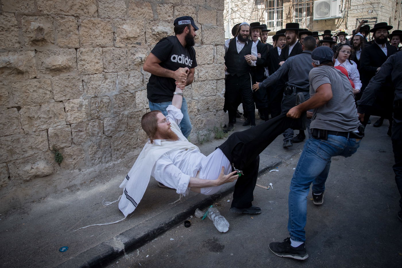 דגלי פלסטין ואלימות • תיעוד ממאה שערים