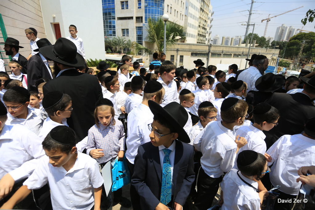 אלפי ילדים בסיום לזכר הרבנית שטיינמן ע"ה