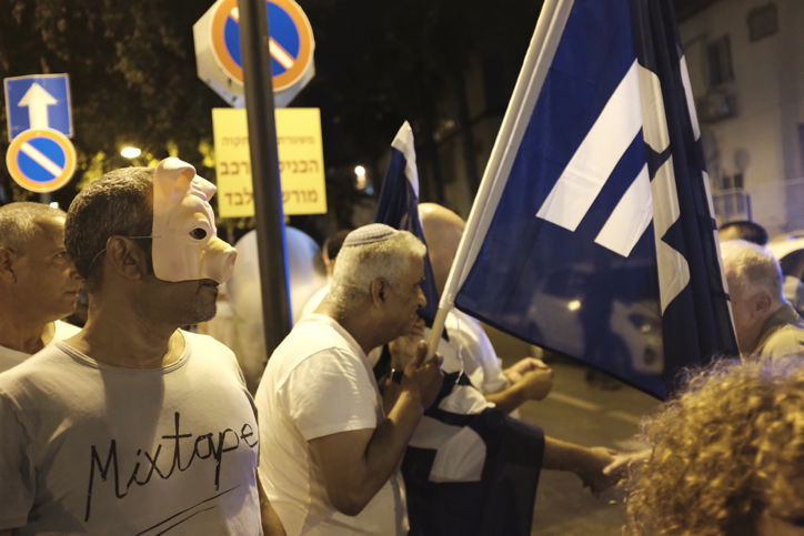 מארגני ההפגנות מול בית היועץ המשפטי לממשלה עוכבו ע"י המשטרה