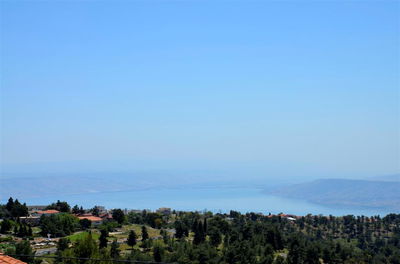 למרגלות הר כנען שבצפת.