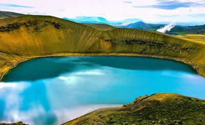 זה לא ציור אלא איסלנד.