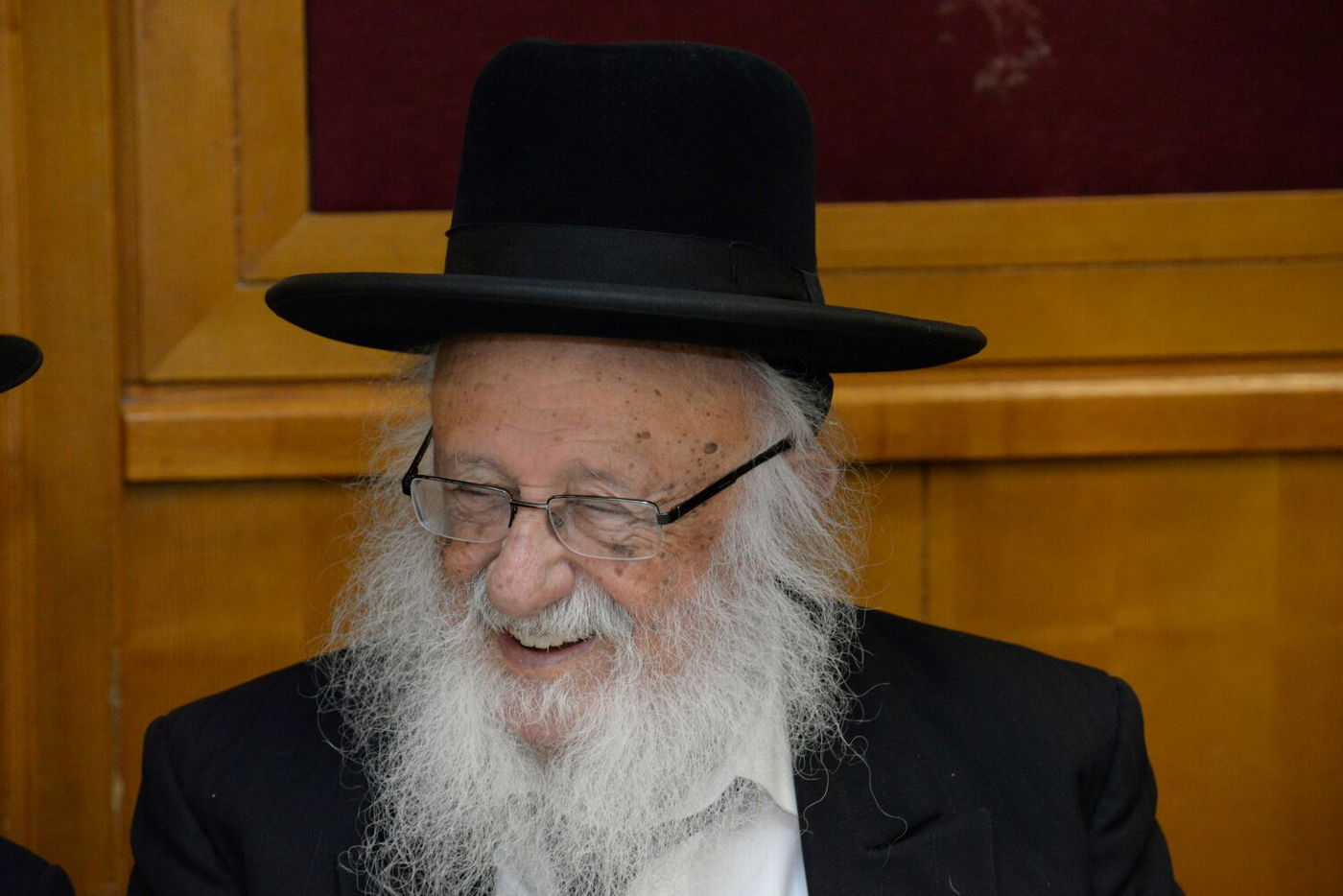 אירוסי נכד הגרי"ג אדלשטיין ונכדת רב העיר הרצליה הגרי"י יעקובוביץ