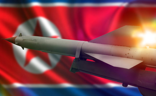 טראמפ מאיים: "כל האופציות על השולחן"