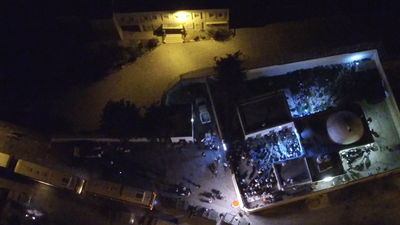 המתפללים בקבר יוסף